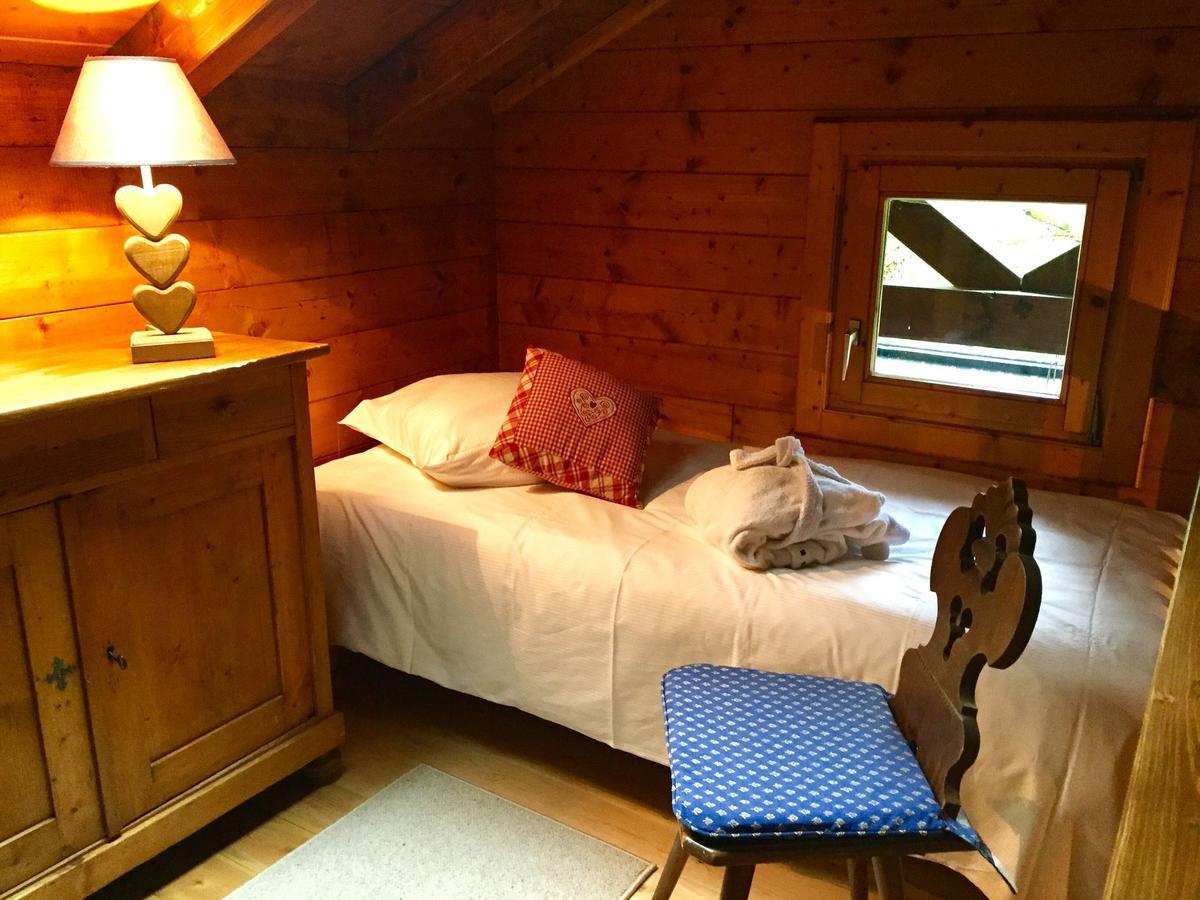 Cosy Chalet With Private Sauna In Bousseviller Ngoại thất bức ảnh